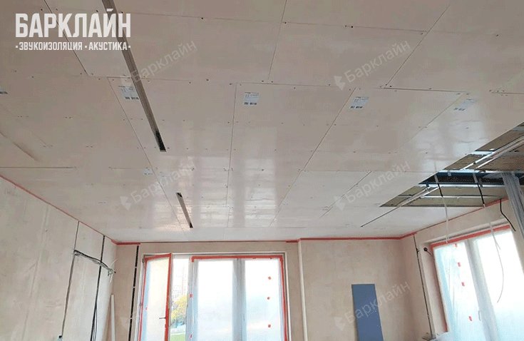 Минеральная вата заполняет все полости каркасов для максимального звукопоглощения.