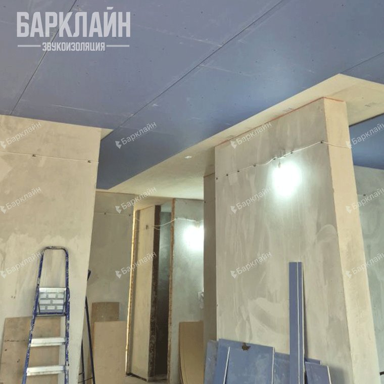 Бескаркасная звукоизоляция потолка УниПлит 40 Барклайн