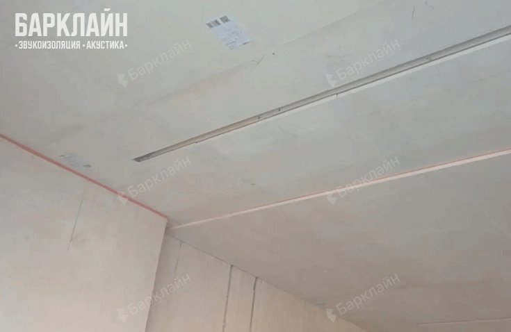 Вид из панорамных окон квартиры, где обеспечена защита от внешнего шума.